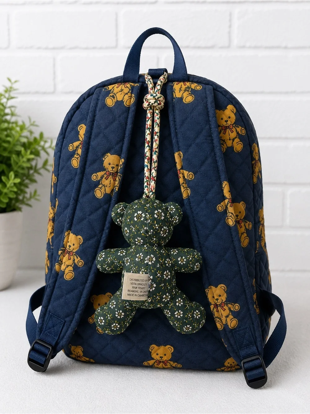 Vera Bradley Bear Charm Mistletoe Lattice 2025